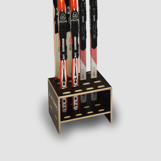 Porte-skis en bois pour 8 paires de skis de fond