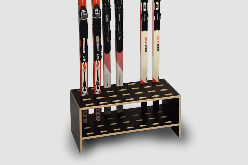 Porte-skis en bois pour 14 paires de skis de fond