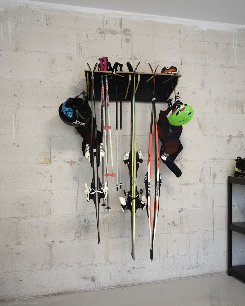 Support mural pour 6 paires de skis et bâtons de ski